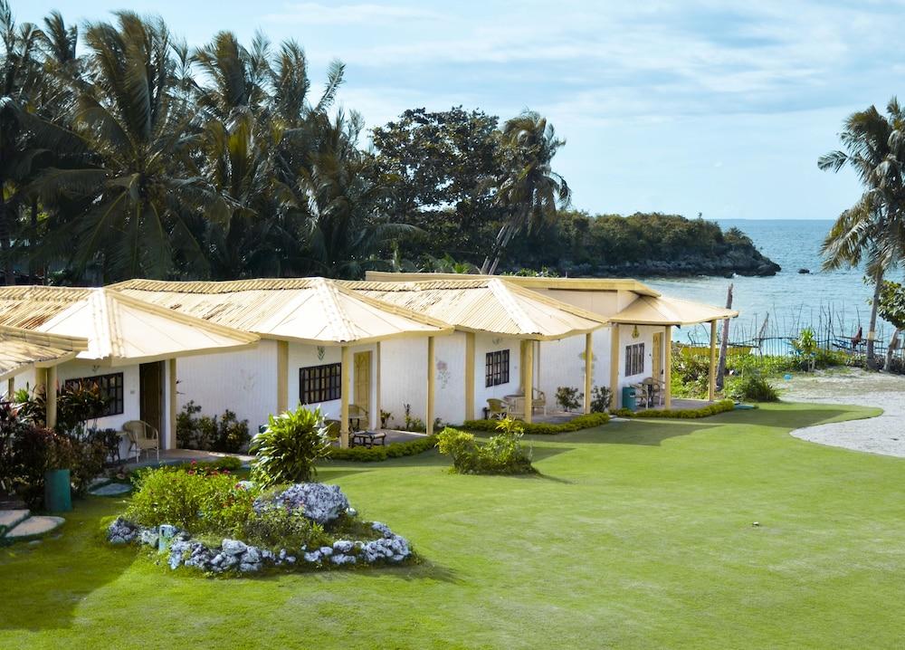 Casa Del Mar Beach Resort San Remigio  Esterno foto