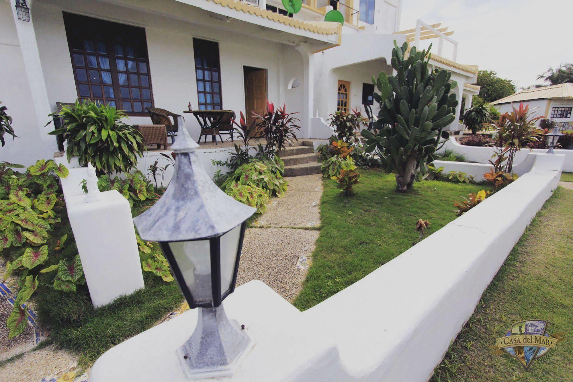 Casa Del Mar Beach Resort San Remigio  Esterno foto